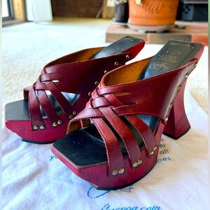 Fluevog RARE Vintage Platform Hi Joan Red--size 9